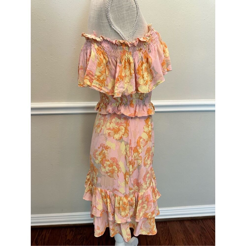 ASTR FLORAL RUFFLE DRESS SIZE SMALL - Picture 7 of 8